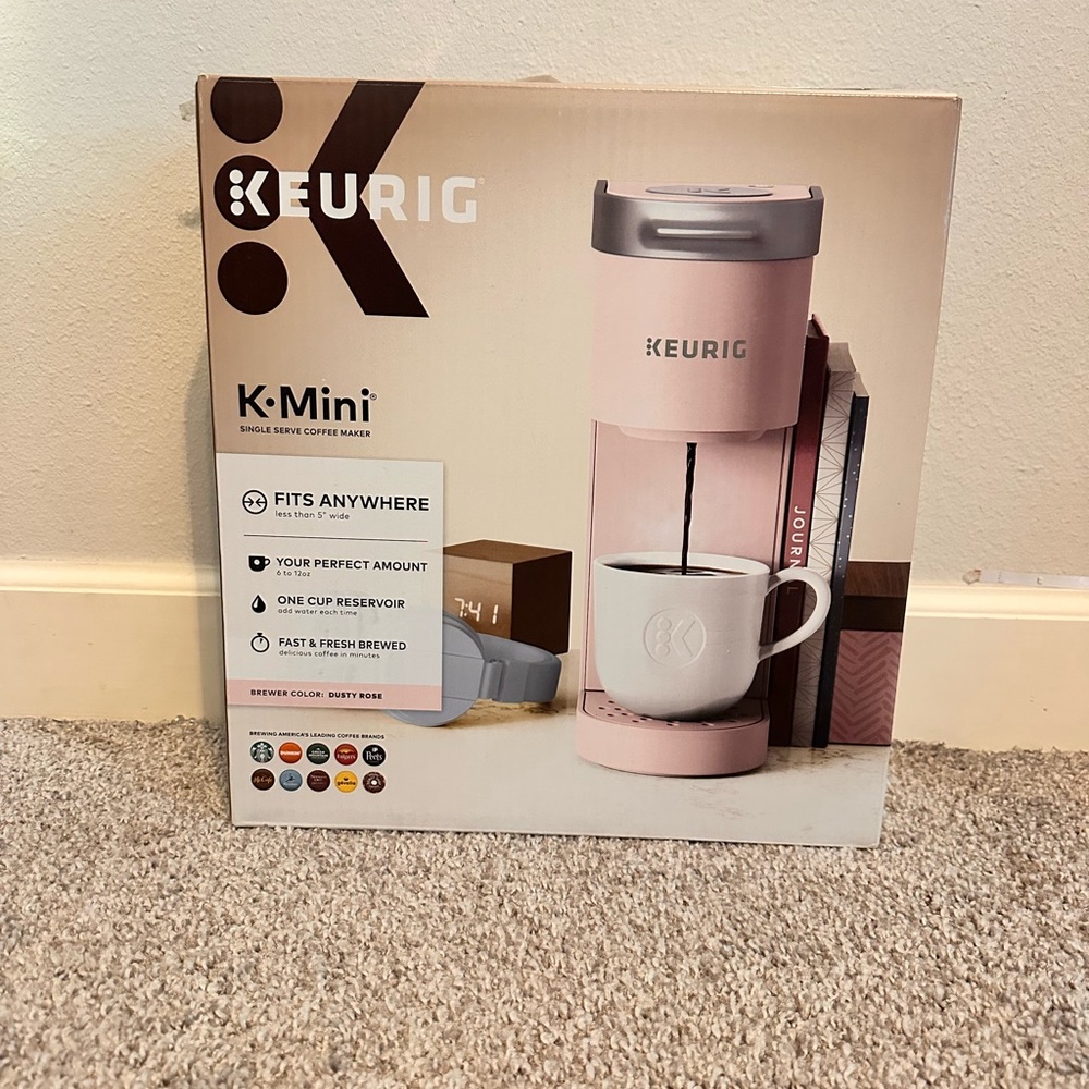 Keurig K-Mini Blush Coffee Brewer